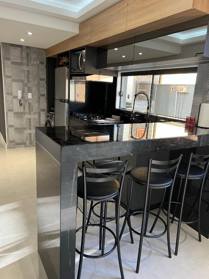 Apartment Apto Centro, Reformado Com Churrasqueira!!